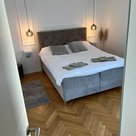 T&j Apartamento Zadar